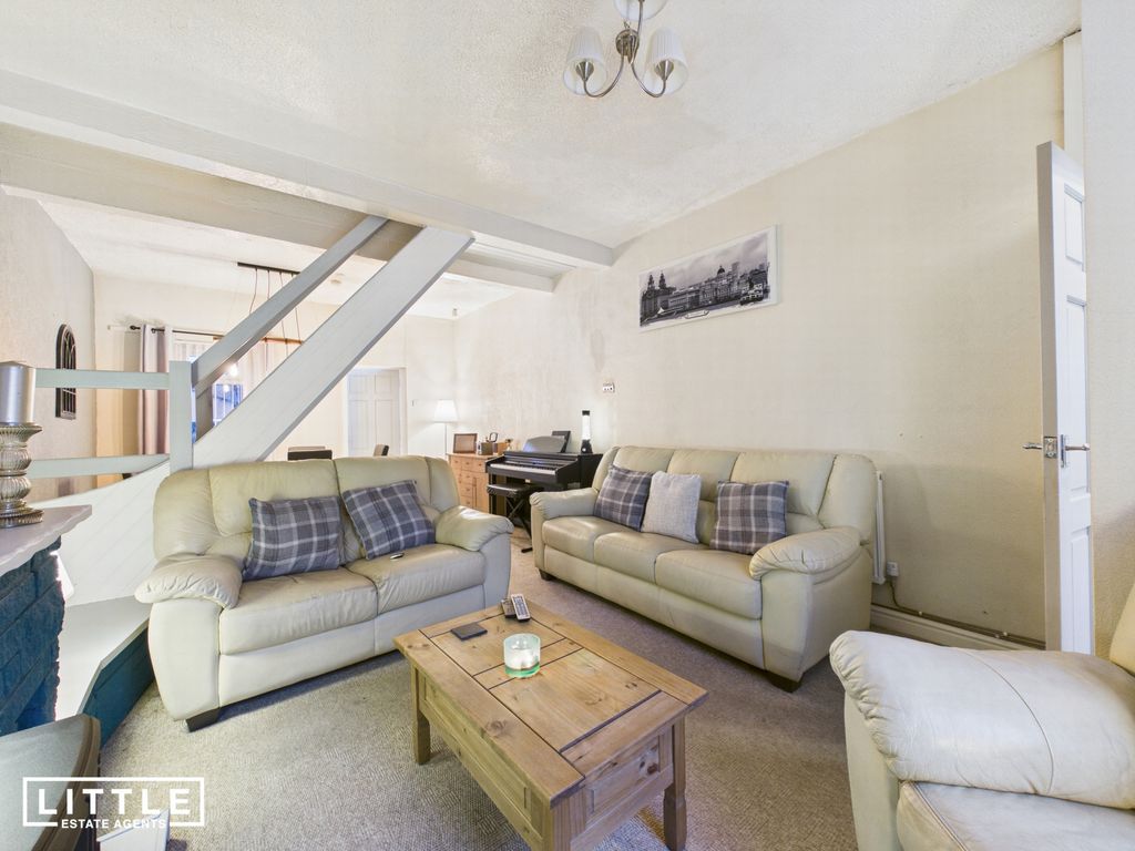 Property photo 2 of 19 Photo 15