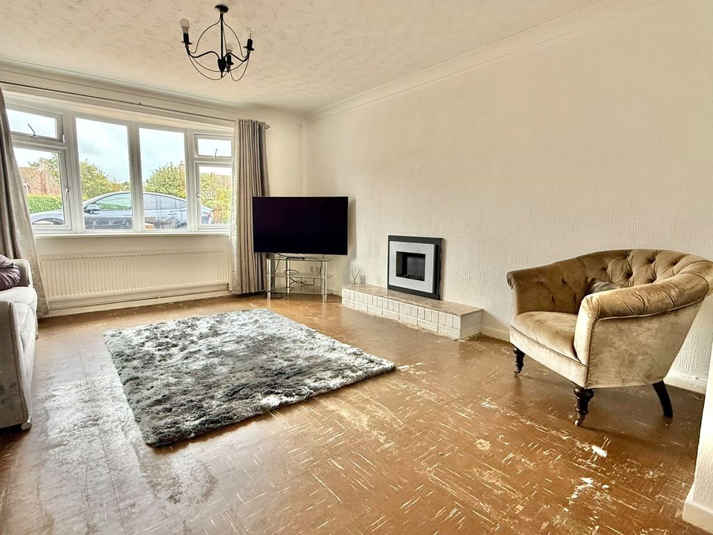Property photo 3 of 19 Picture No. 12