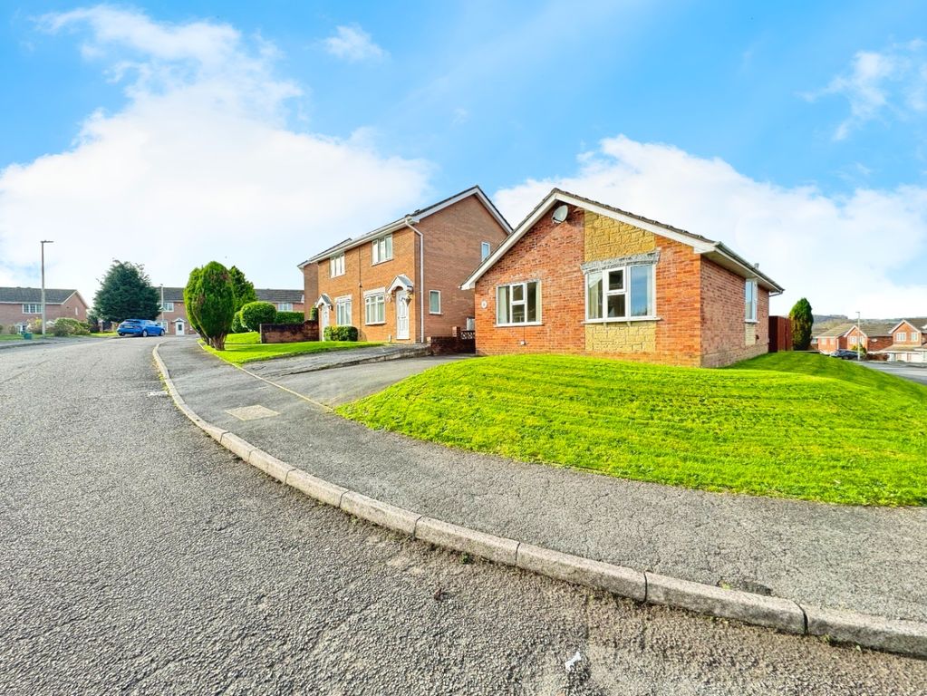 Property photo 2 of 26 3731745