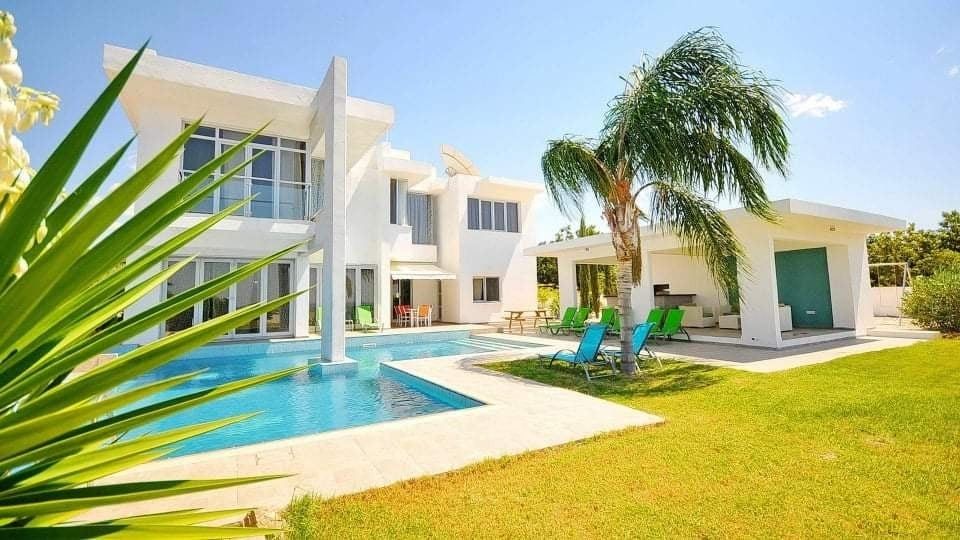 Property photo 3 of 28