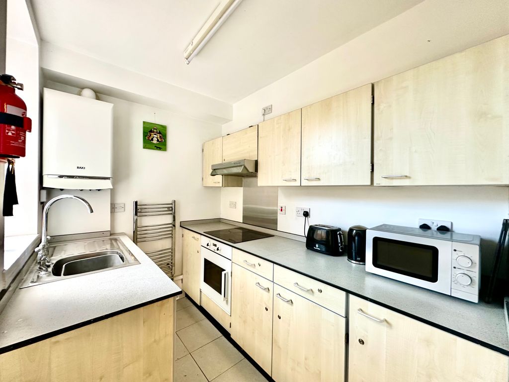 Property photo 2 of 13 Img_9169