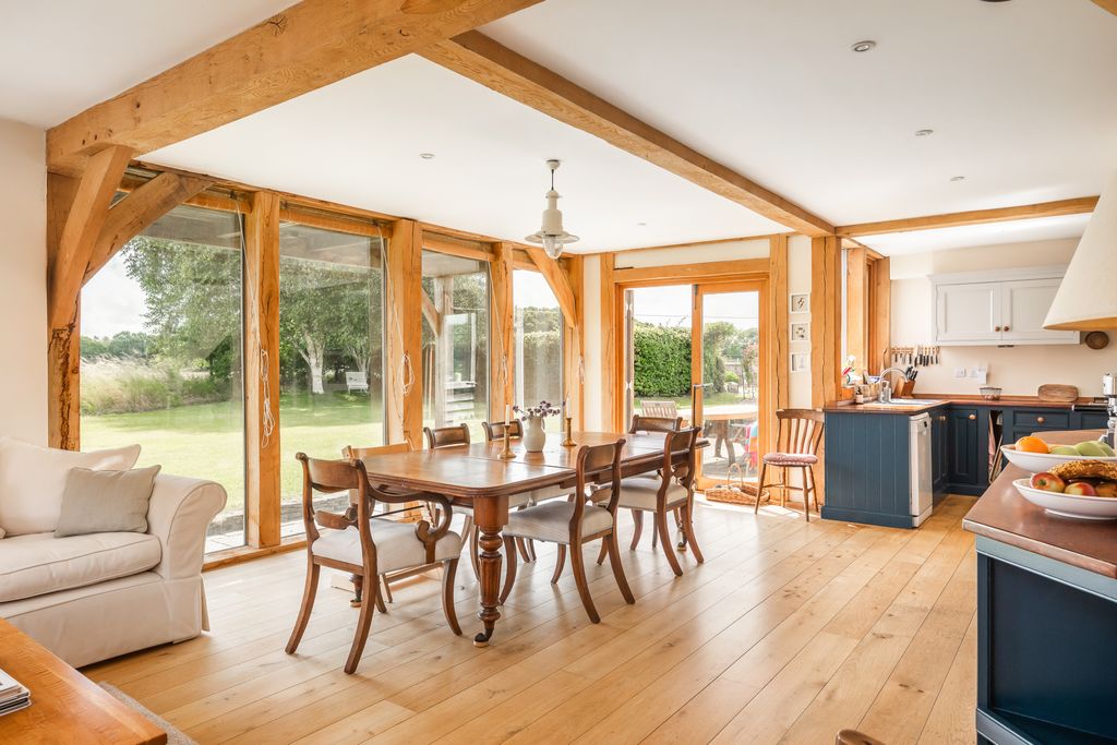 Additional image 7 of 4 bed country house to rentBarnhill Road, Ridge BH20