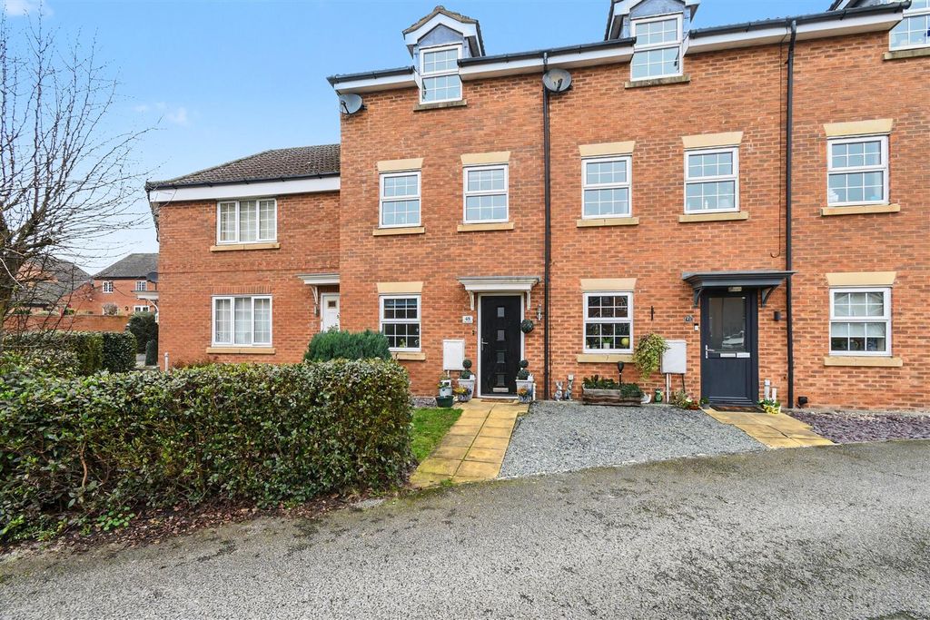 Property photo 1 of 24 Front