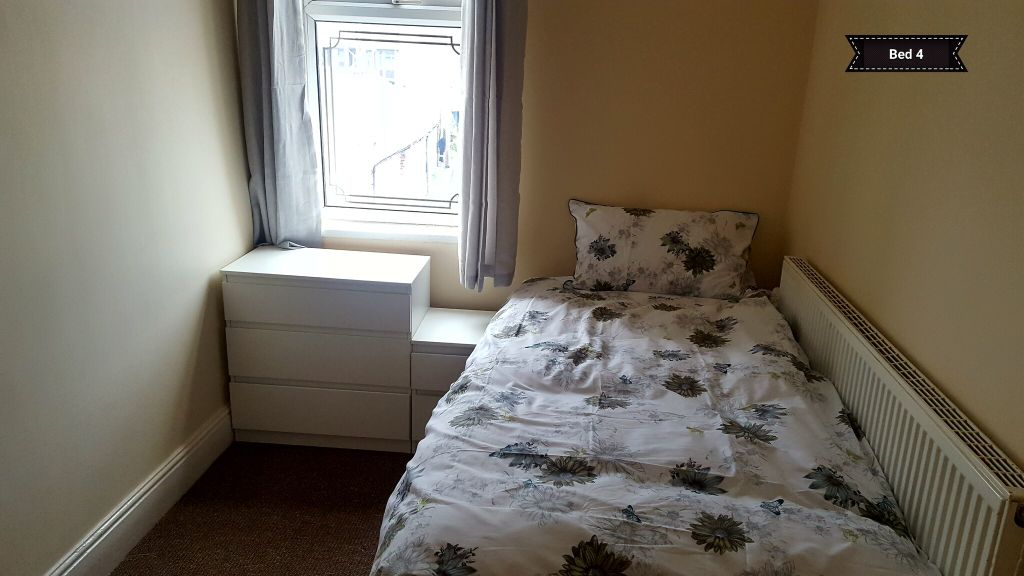Property photo 1 of 4