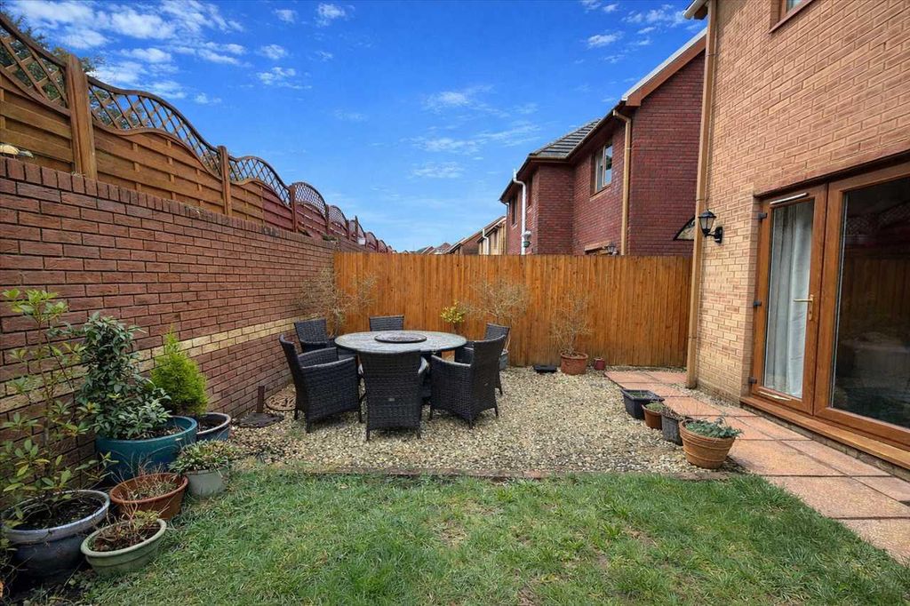 Additional image 26 of 4 bed detached house for salePleasant Heights, Porth CF39