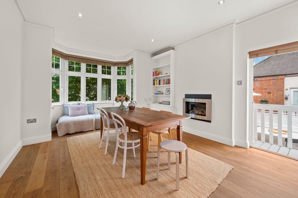 Property photo 1 of 30 Picture No. 07