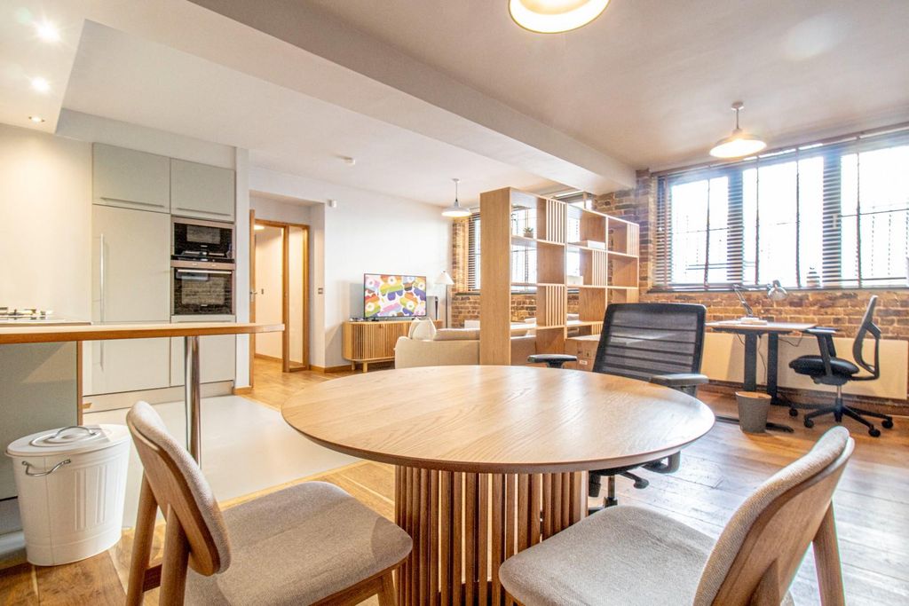 Property photo 3 of 16 c.Jpg