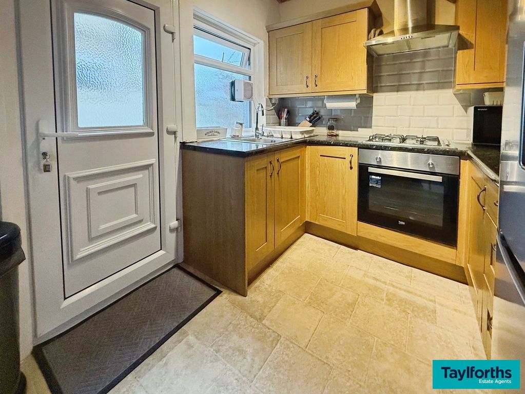 Property photo 3 of 24