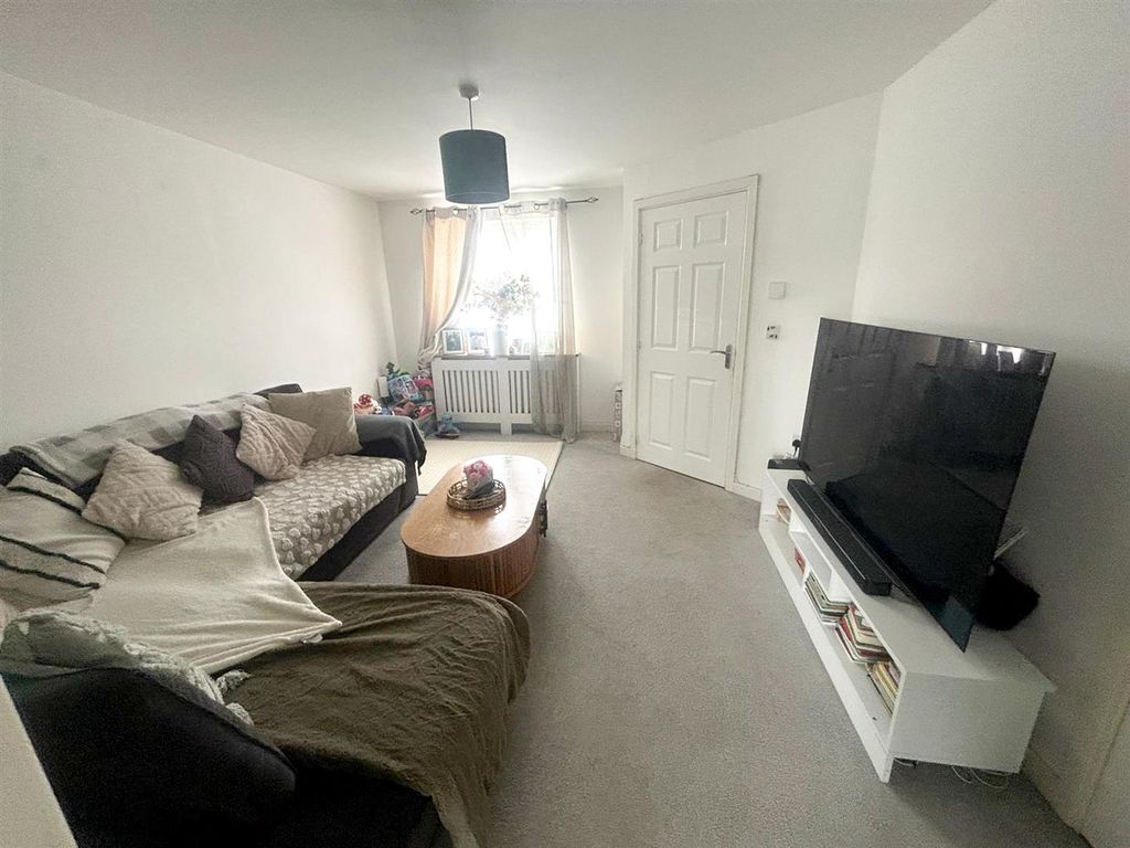 Property photo 2 of 11 Img-20250822-Wa0017.Jpg