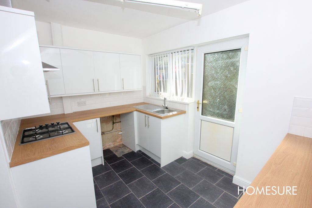 Property photo 2 of 10 Photo 02