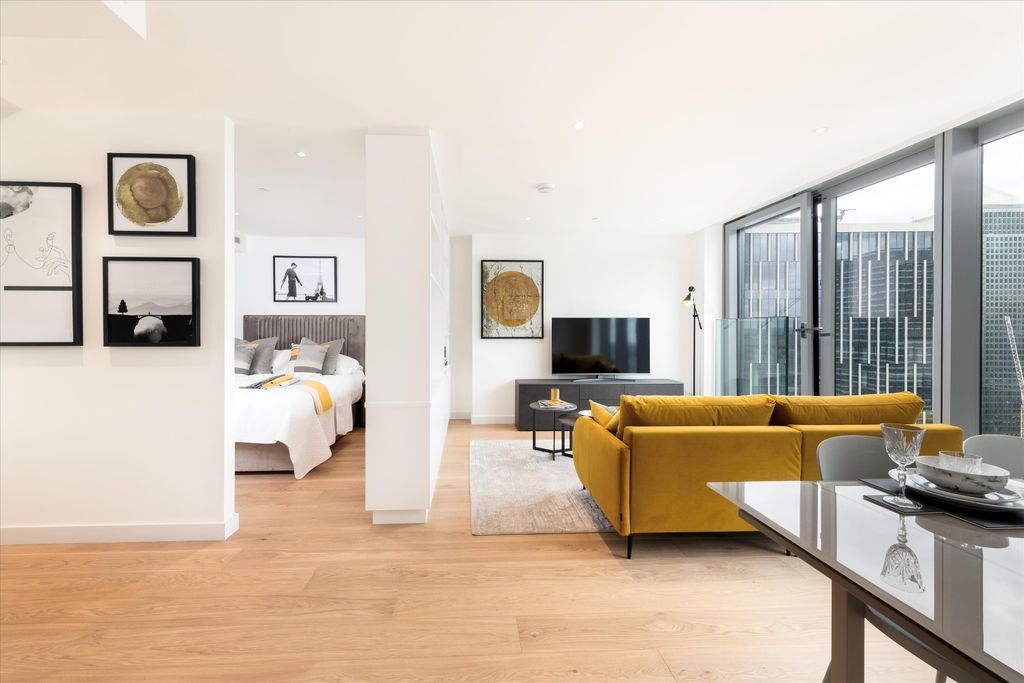 Property photo 2 of 16 Image