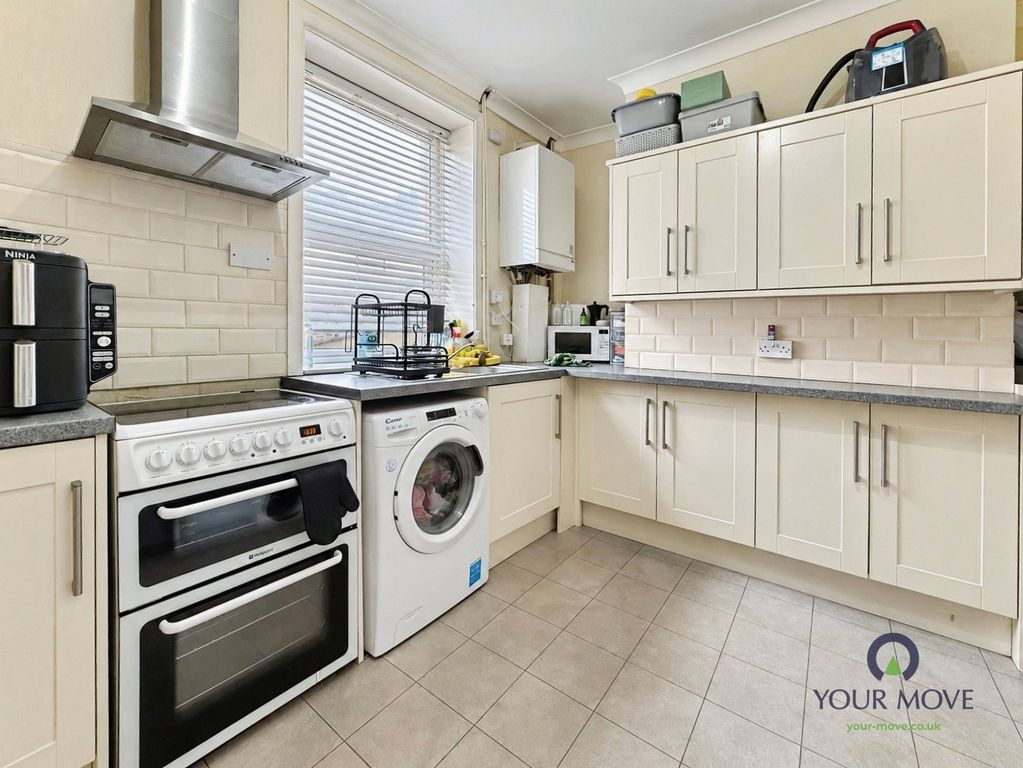 Property photo 3 of 8 Pbox-Img.Png