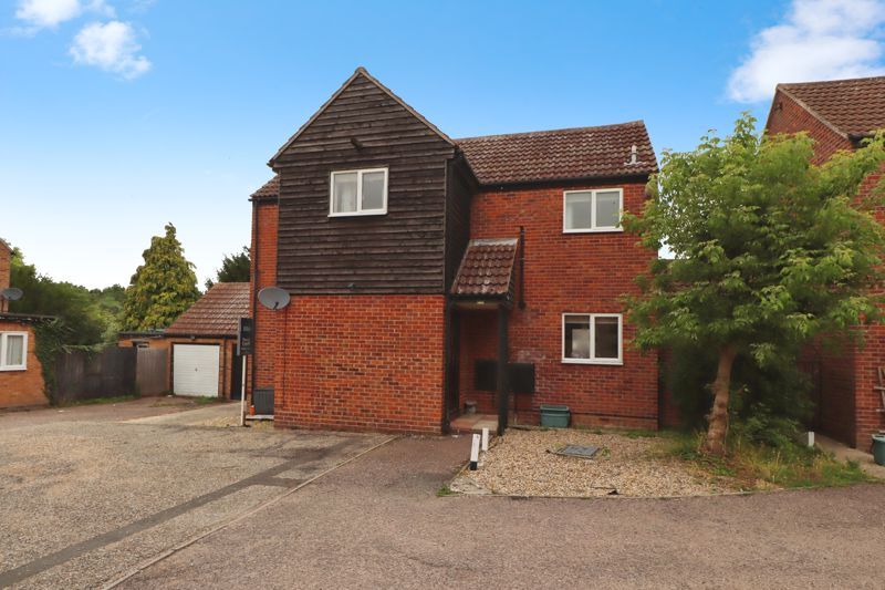 Property photo 1 of 24 Saran Court