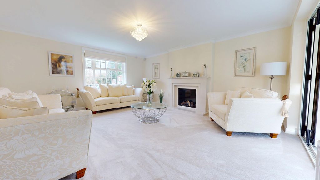 Property photo 3 of 34 4802026