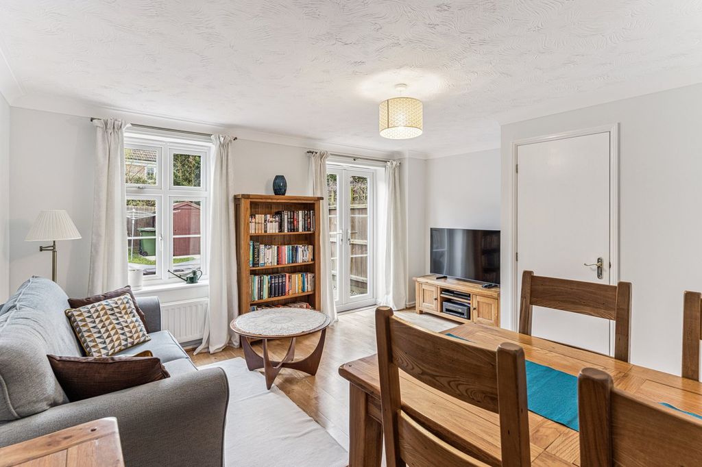 Property photo 2 of 12