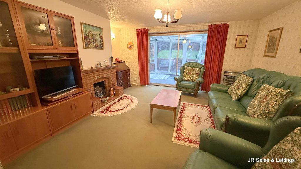 Property photo 3 of 12 Living Room