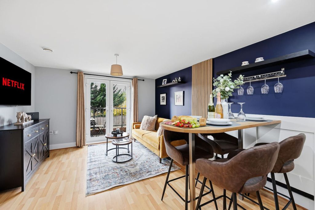 Property photo 1 of 32 Living Room