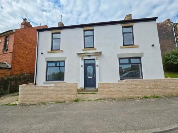 Property photo 1 of 31