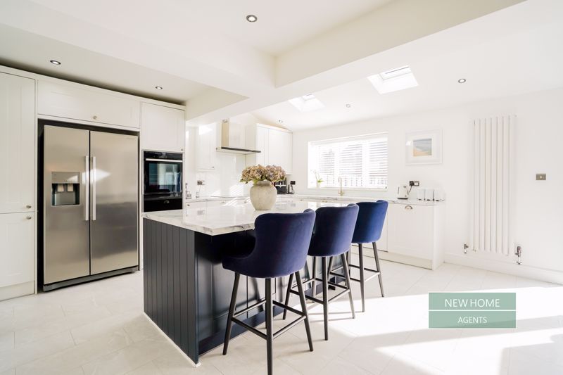 Property photo 3 of 39 Photo 33