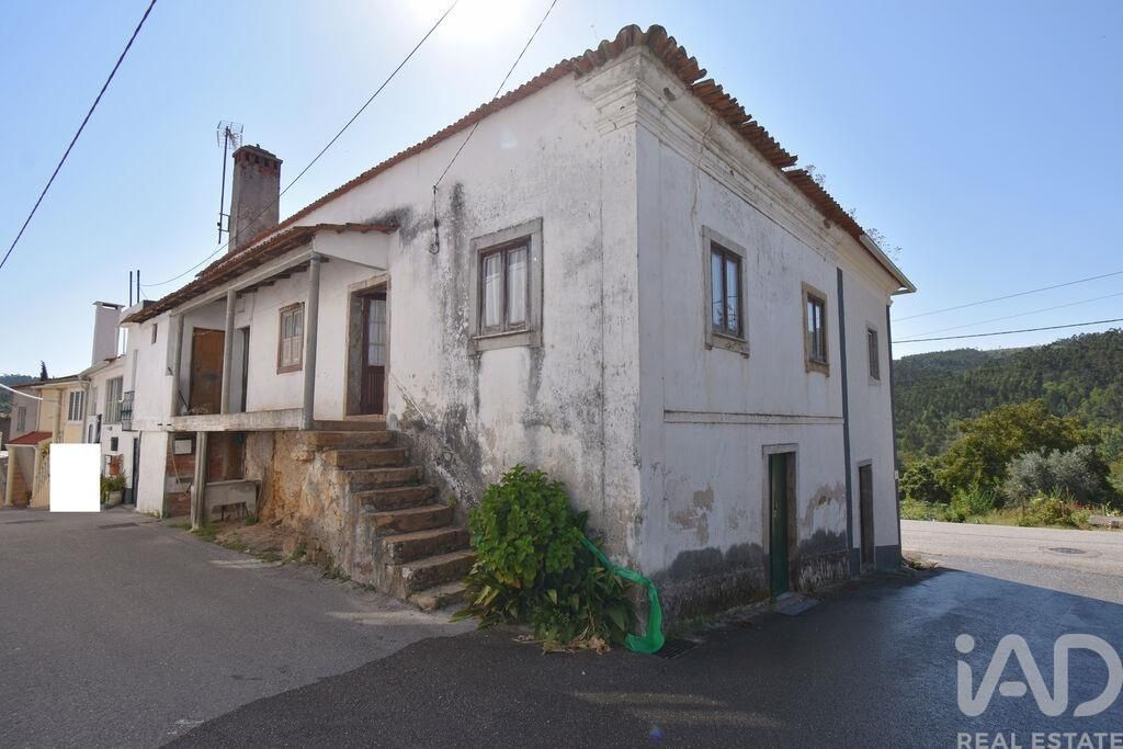 Property photo 3 of 31