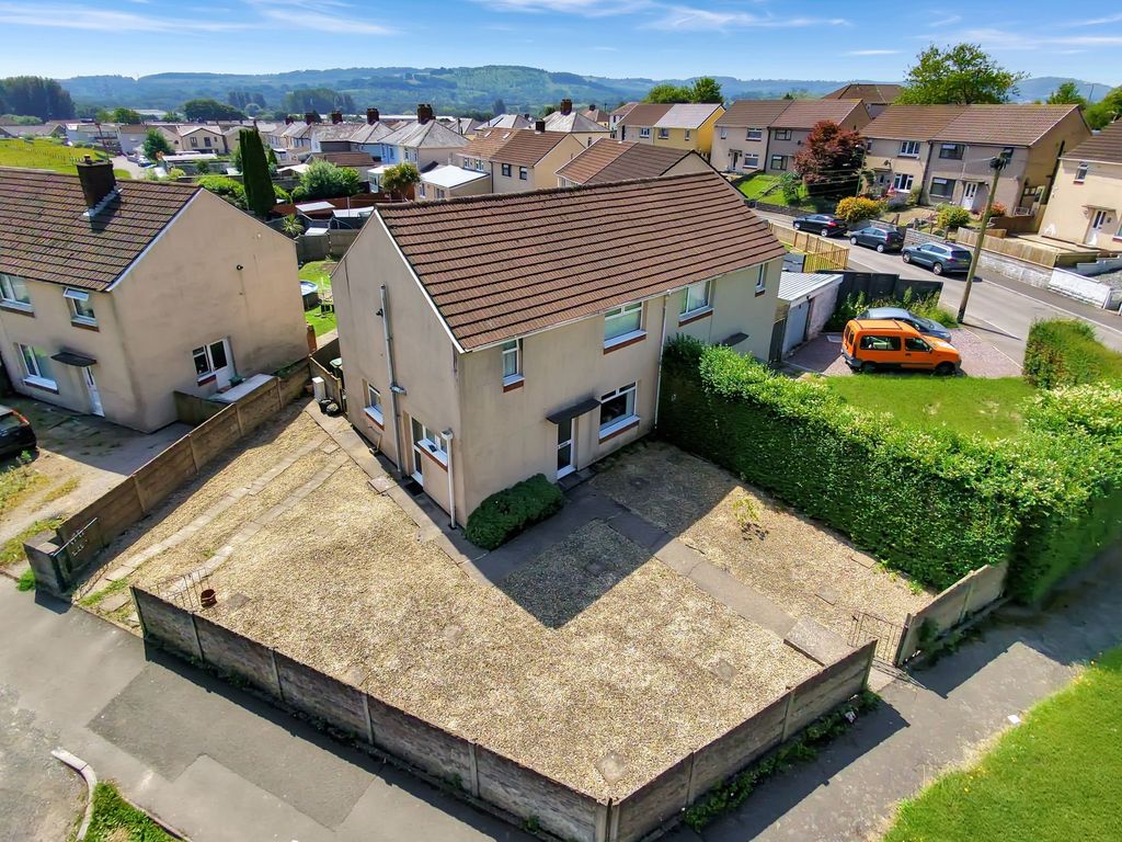 Property photo 1 of 25