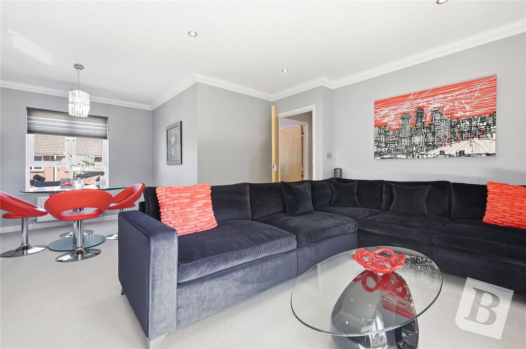 Property photo 3 of 16 Lounge/Diner