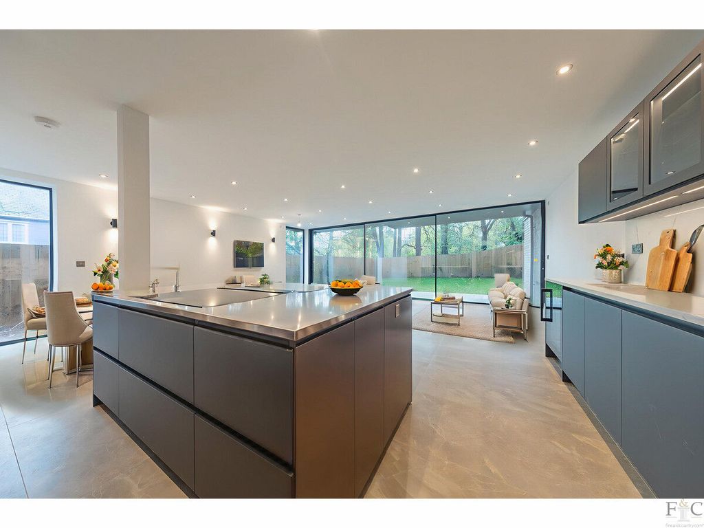 Additional image 8 of 7 bed detached house for saleCarisbrooke Road, Leicester LE2