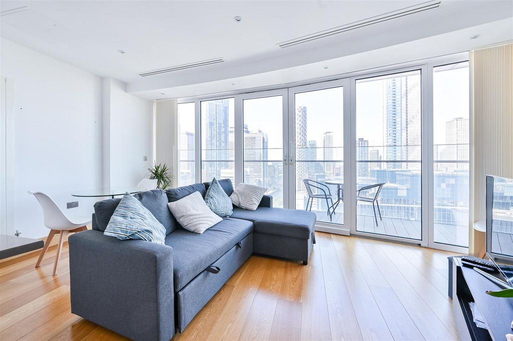 Property photo 3 of 36