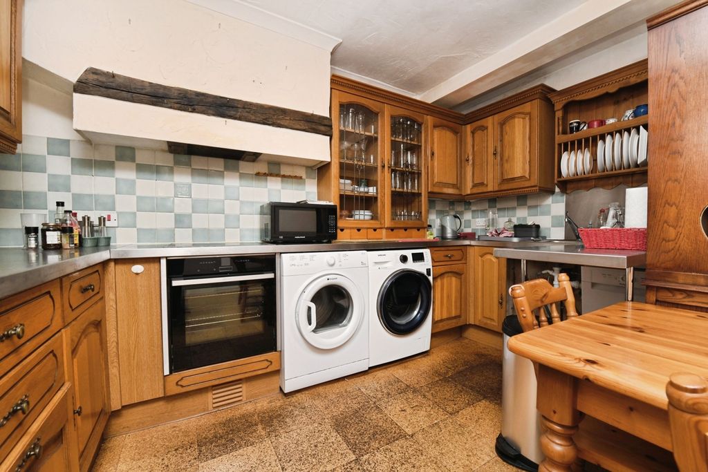 Property photo 3 of 12 Pbox-Img.Jpg