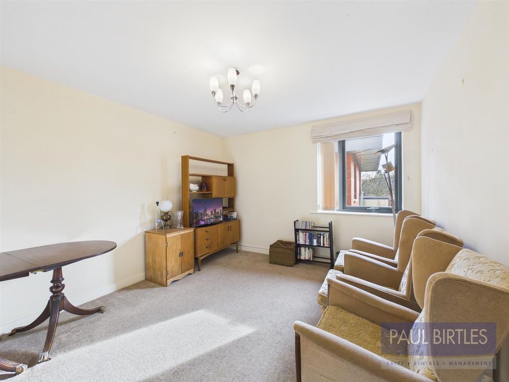 Property photo 3 of 17 Cam01301G0-Pr0725-Still006.Jpg