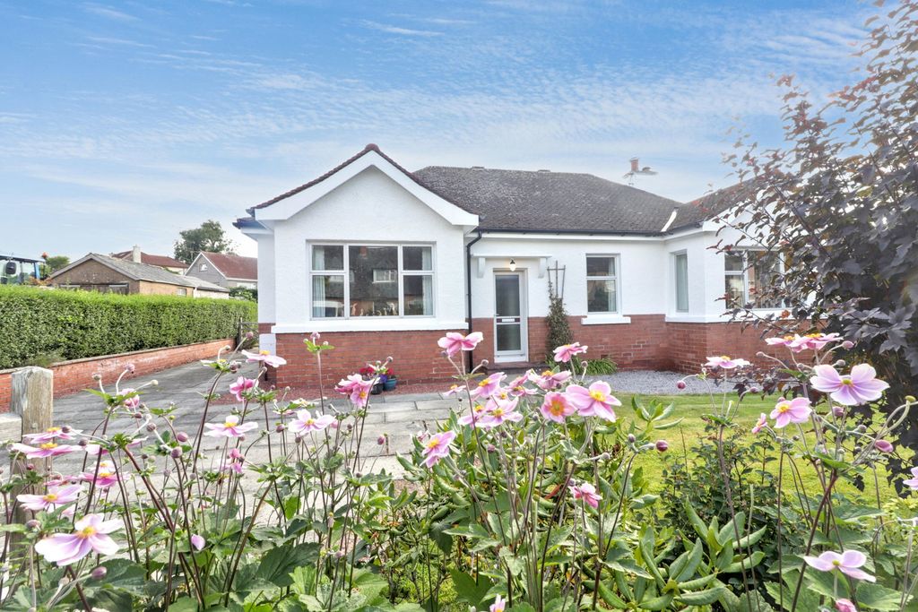 Property photo 1 of 30