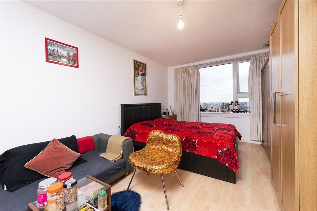Property photo 1 of 11 81 Dorney Tower(P) (6).Jpg