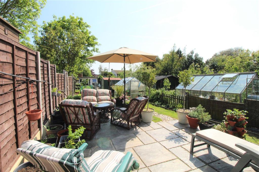 Property photo 1 of 23 Rear Garden