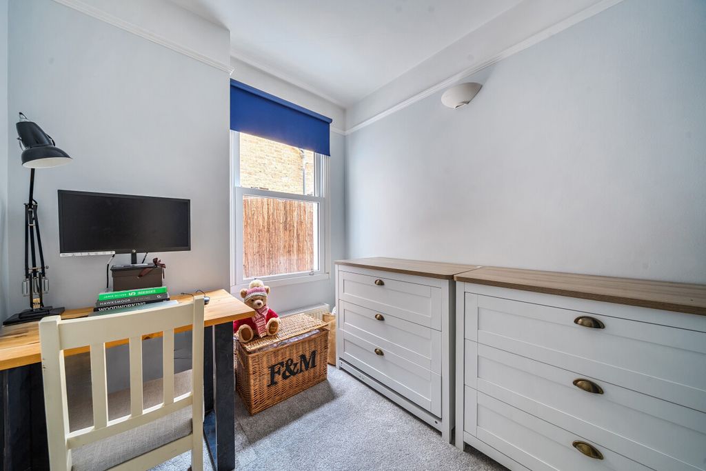 Property photo 3 of 10 1519802-6-6Aa90d3...