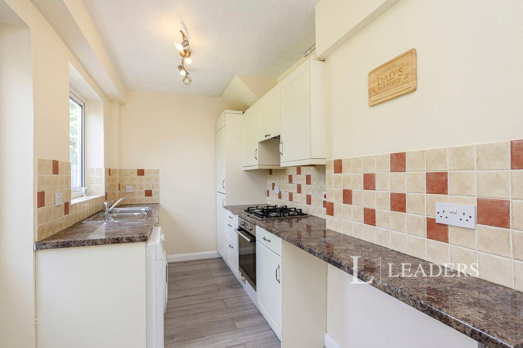 Property photo 3 of 13 Pbox-Img.Jpg