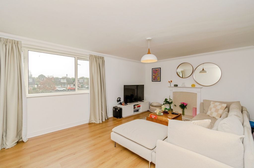 Property photo 1 of 17 Photo