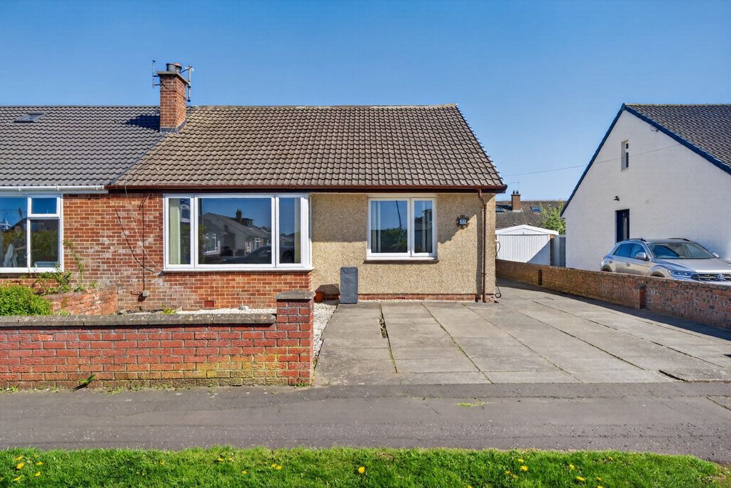 Property photo 2 of 22