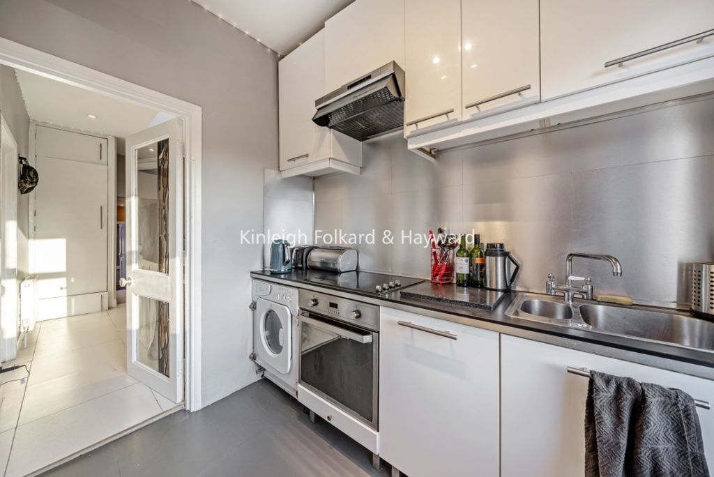 Property photo 1 of 6 4A12F393-3Bff-4187-8