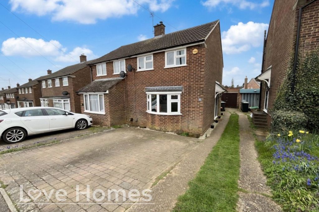 Property photo 1 of 12 5047891