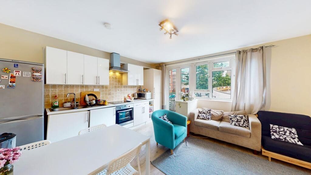Property photo 1 of 10 Picture No. 02