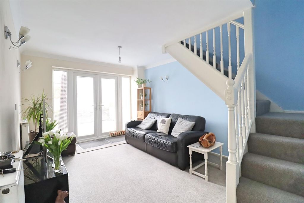 Property photo 3 of 15 Img_2171.Jpg