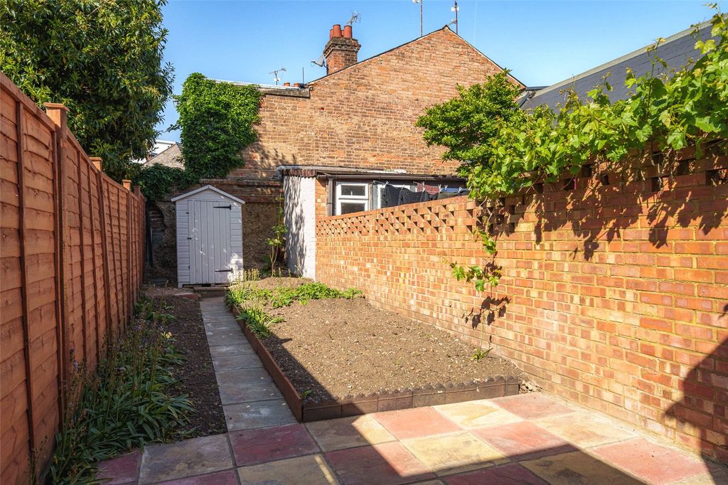 Property photo 3 of 9 Picture No. 11