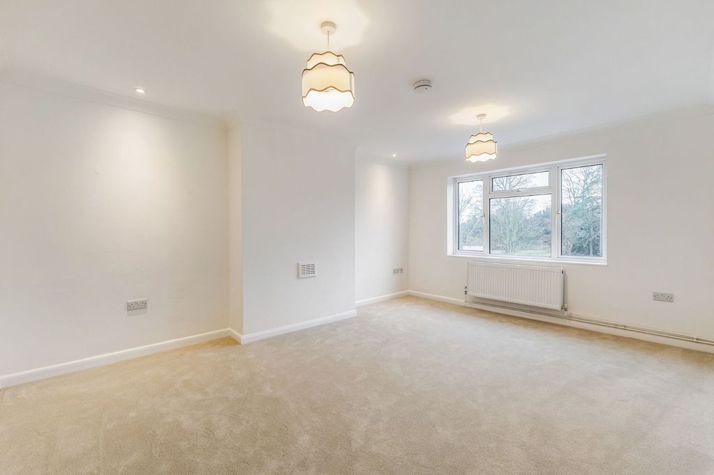 Property photo 3 of 21 Picture No. 07