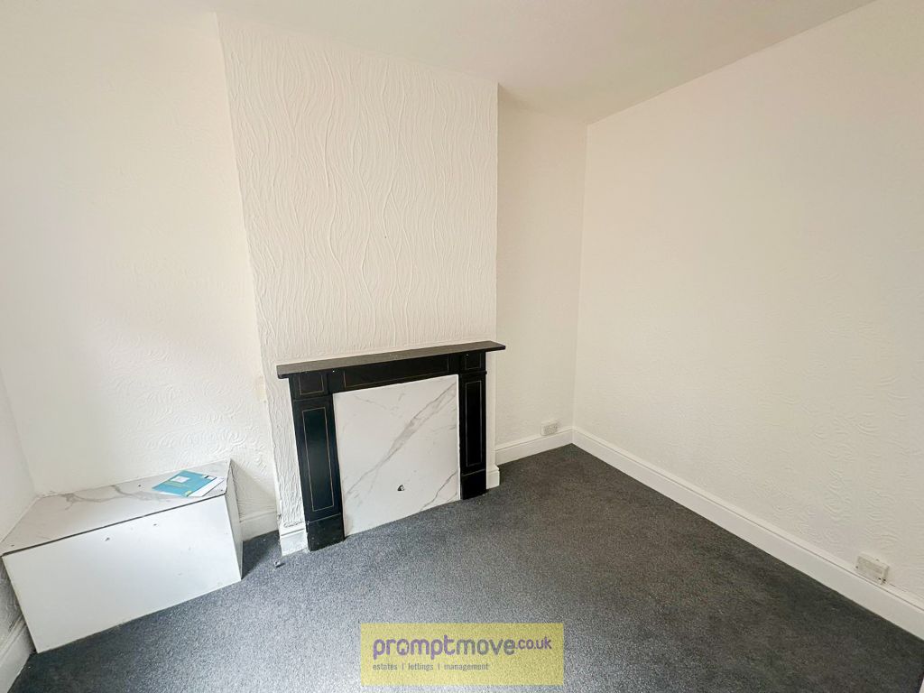 Property photo 3 of 14 Na