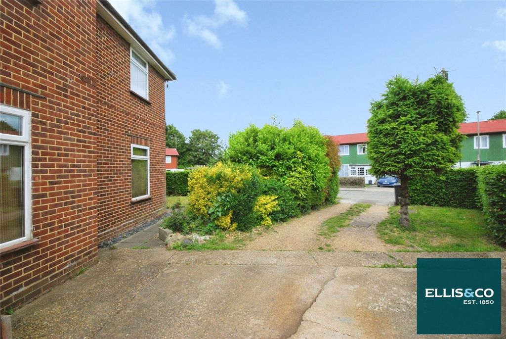Property photo 3 of 14 Picture No. 04