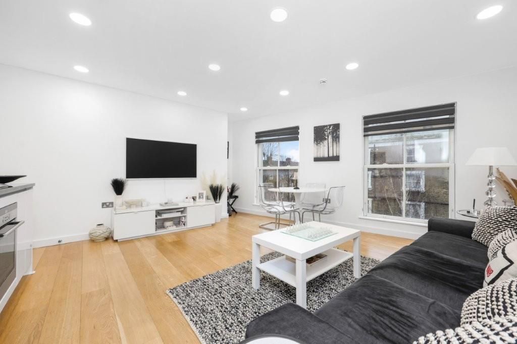 Property photo 3 of 21