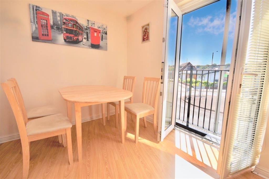 Property photo 2 of 9 Dining Room