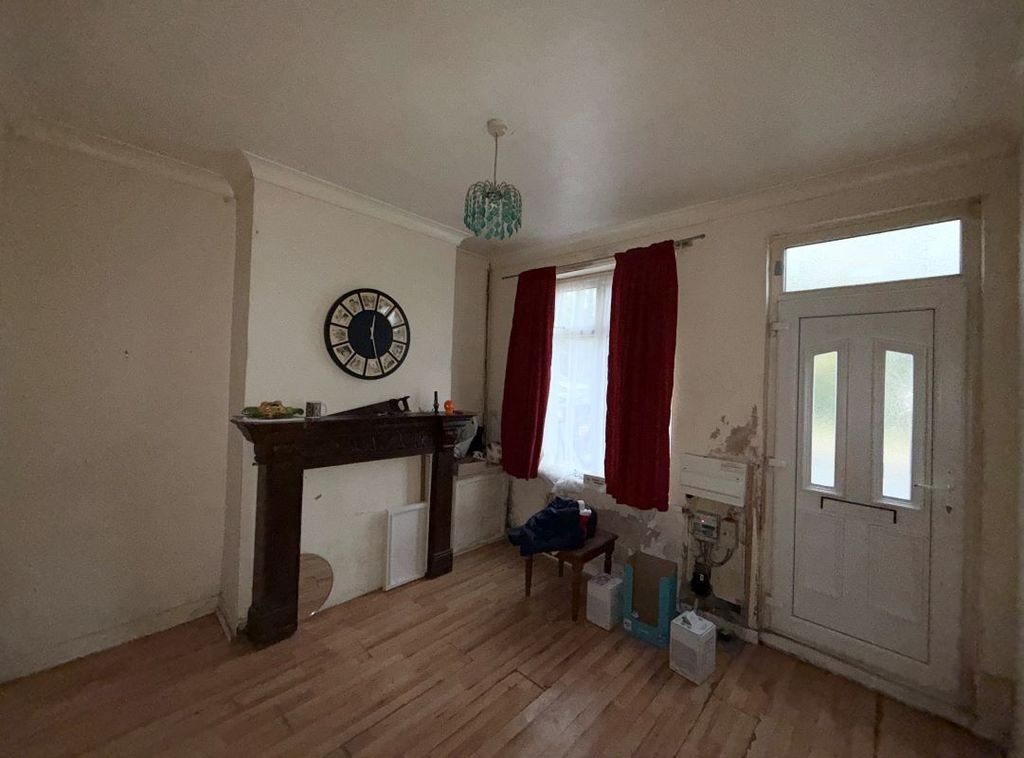 Property photo 2 of 10 Image 2