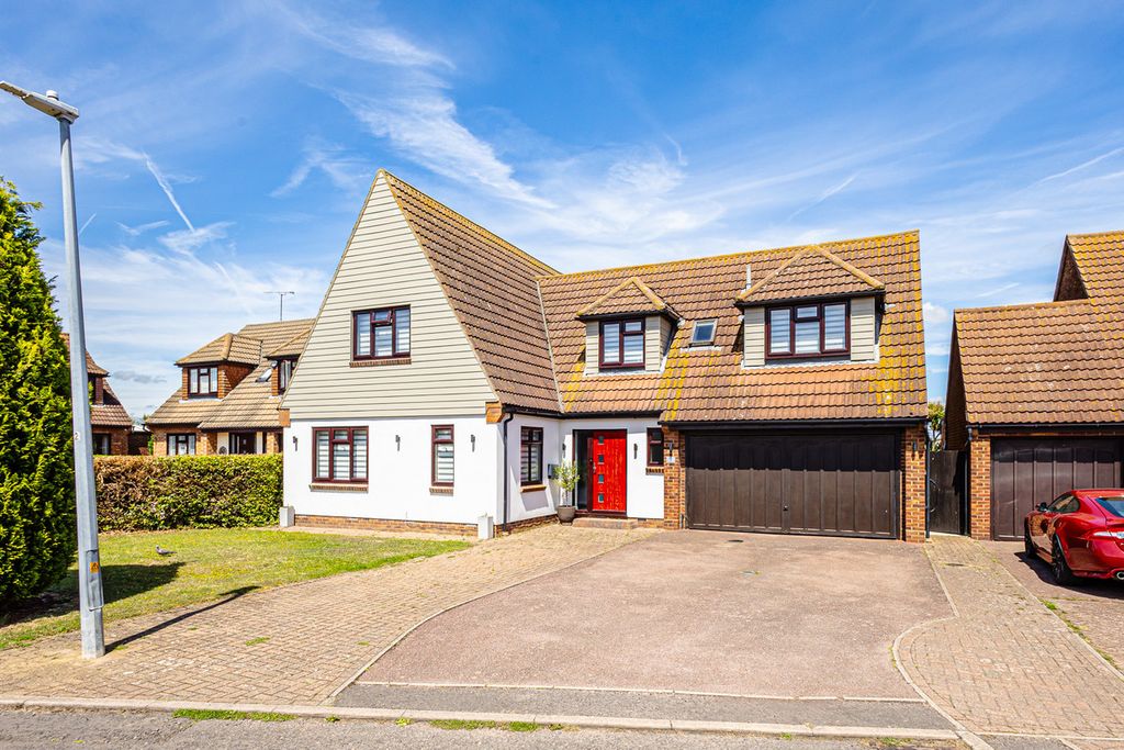 Property photo 1 of 31