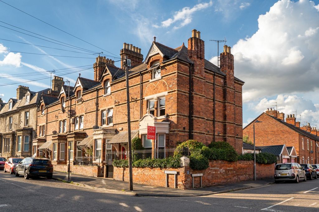 Property photo 1 of 21 1-6Ab3A9F64d56A-1523322-3-1A0Ca19Df4F53-1